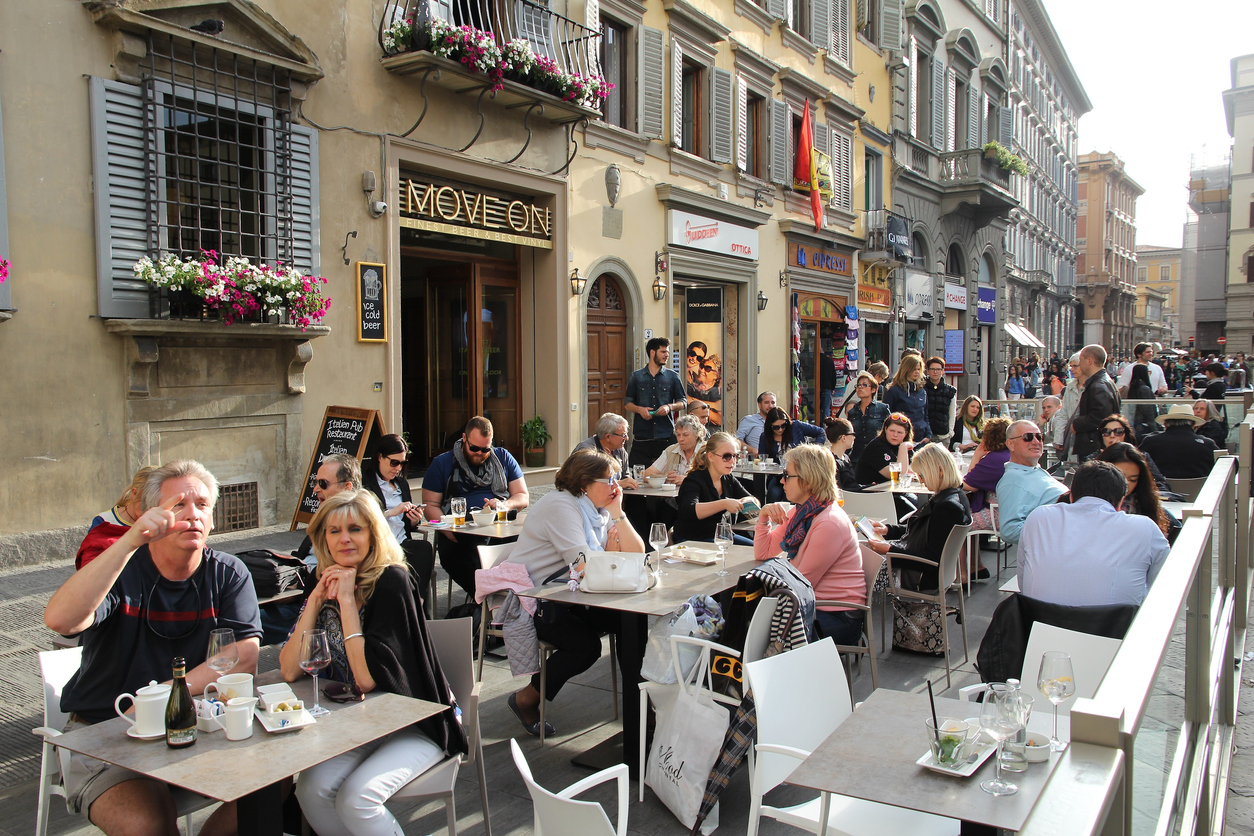 Small Group Travel that Helps You Feel Welcome, Informed and Engaged